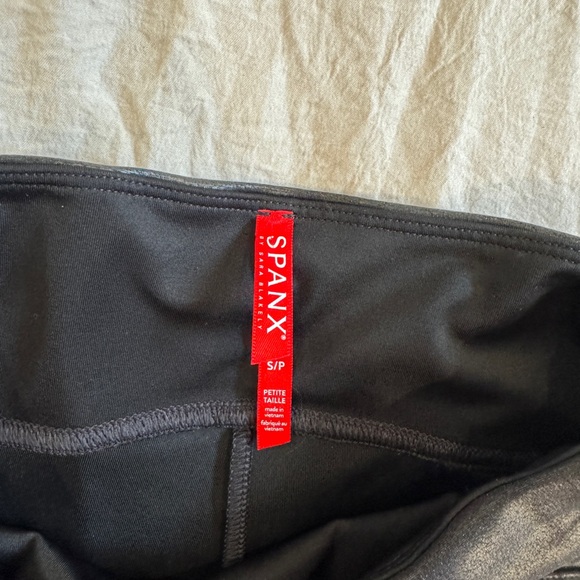 SPANX Black Faux Leather Leggings High-Waisted Sleek - Picture 4 of 4